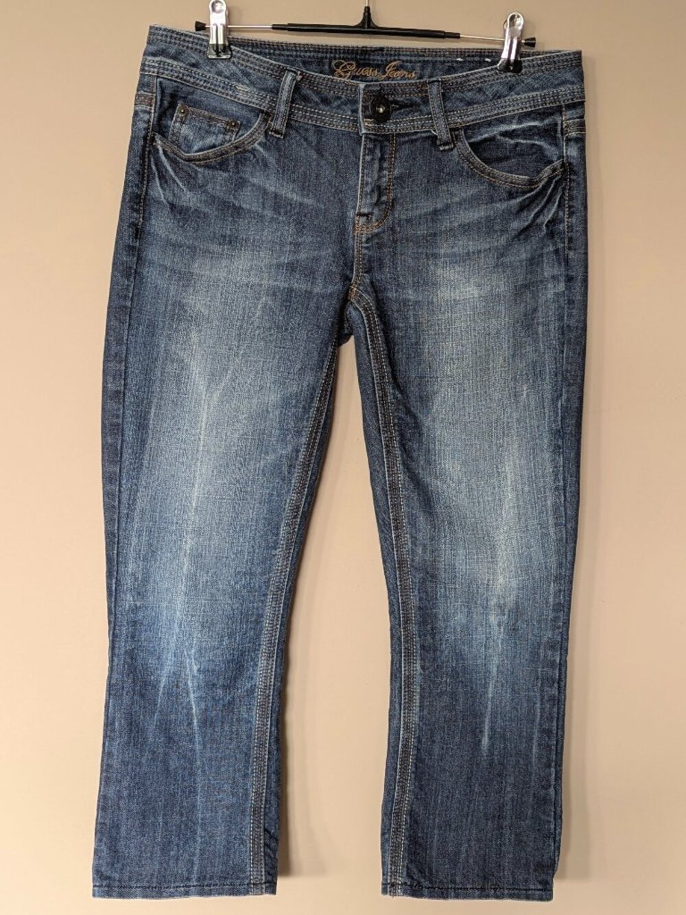 Vintage Guess Y2K early 2000's Low Rise Capri Jeans